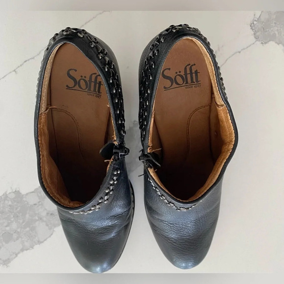 Sofft Women’s Shalene Black Leather Metallic Studded Ankle Booties Size 6.5 EUC - Picture 6 of 10